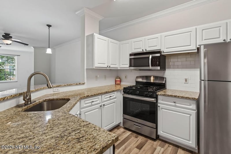 13810 Sutton Park Dr #425, Jacksonville, FL 32224