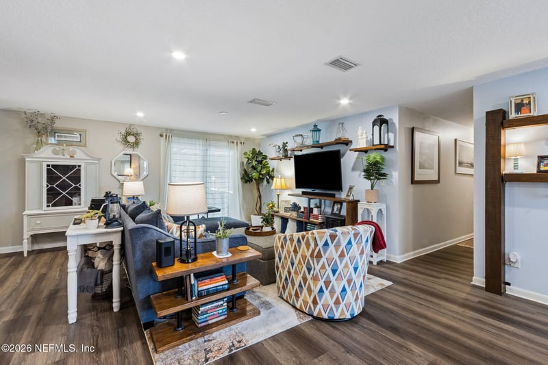1409 Sharonwood Ln, Jacksonville, FL 32221