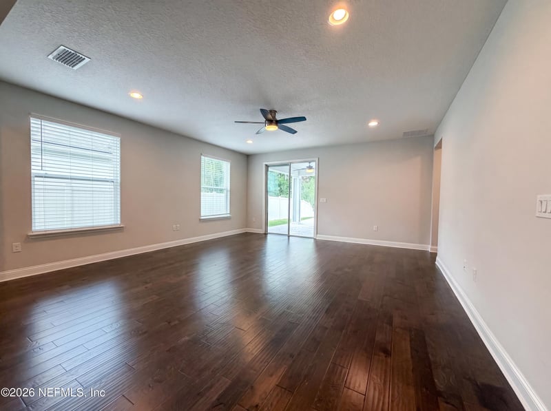 307 Convex Ln, St Augustine, FL 32095