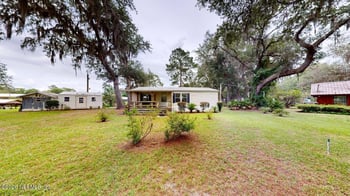 142 Waterside Ave, Satsuma, FL 32189