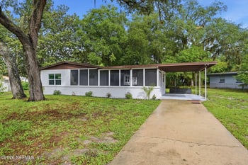 2027 Kate St, Palatka, FL 32177
