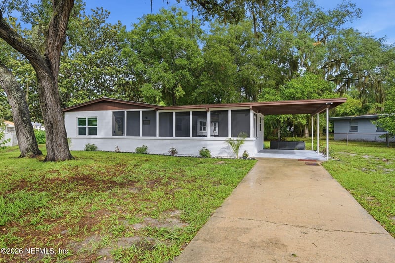 2027 Kate St, Palatka, FL 32177