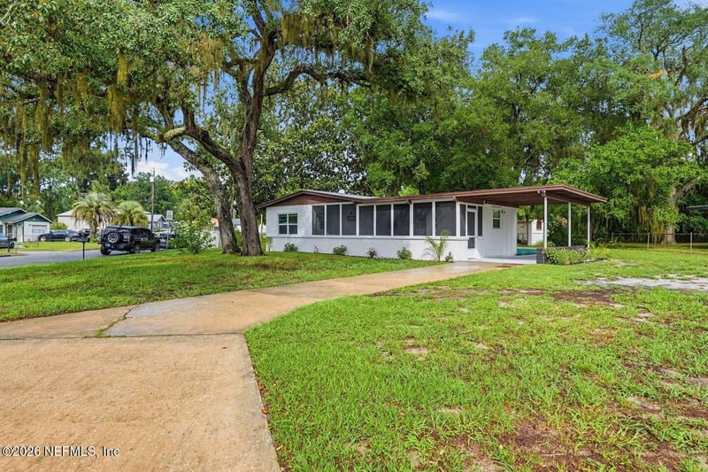 2027 Kate St, Palatka, FL 32177
