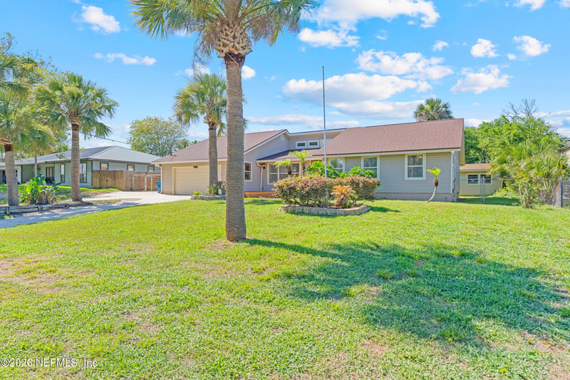 7047 Rivercrest Dr, Jacksonville, FL 32226