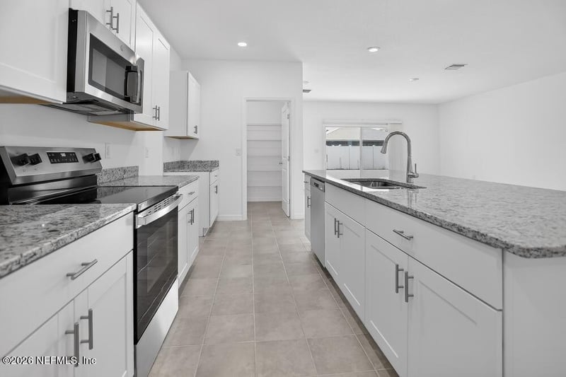 8143 Archibald Ter, Jacksonville, FL 32219