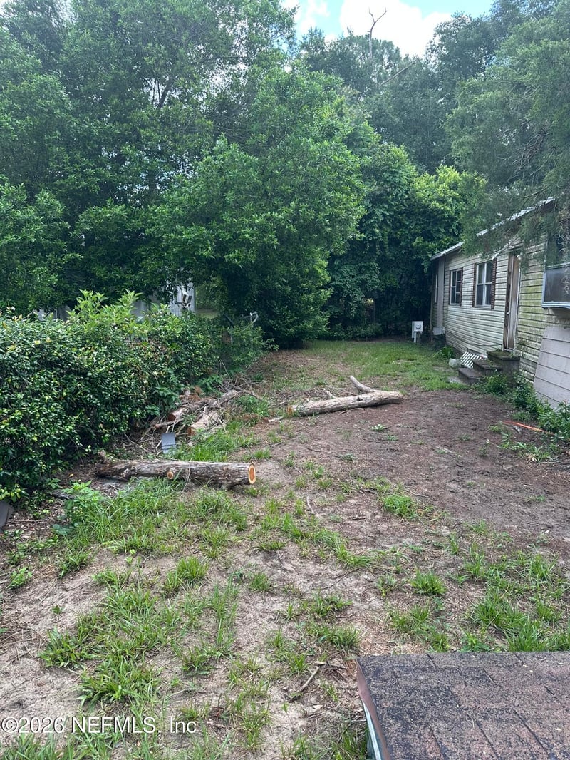 608 Kitty Ave, Interlachen, FL 32148