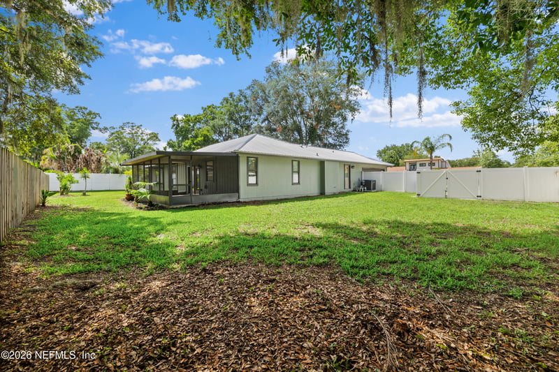 1440 Forest Ln, St Johns, FL 32259