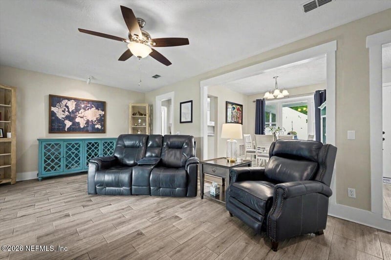1102 Meadow Dr, Orange Park, FL 32065