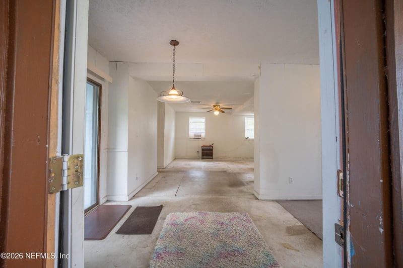 165 Cypress Ave, Green Cove Springs, FL 32043