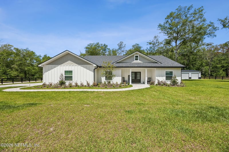 6141 Charlie Rowe Dr, Macclenny, FL 32063