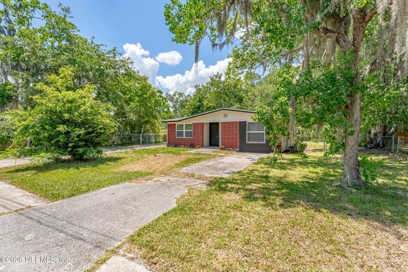 5327 Arrowsmith Rd, Jacksonville, FL 32208