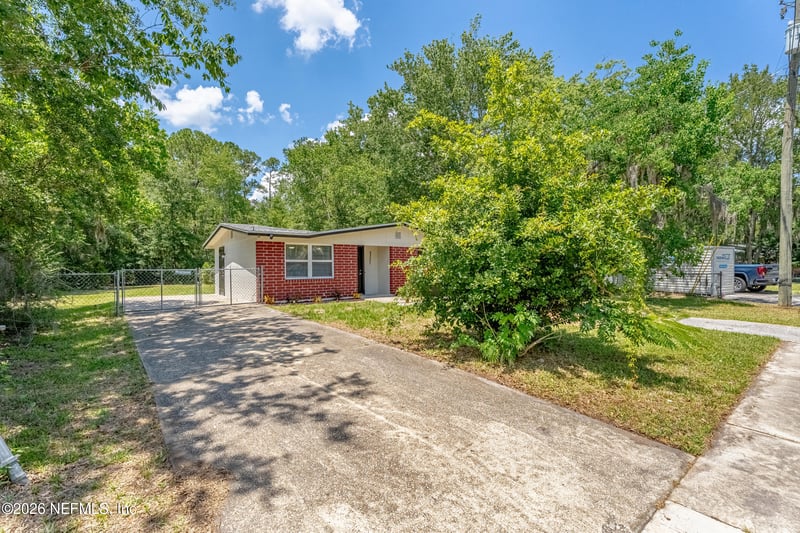 5327 Arrowsmith Rd, Jacksonville, FL 32208