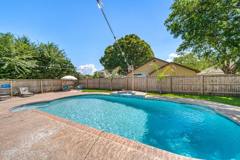 731 Port Wine Ln, Jacksonville, FL 32225