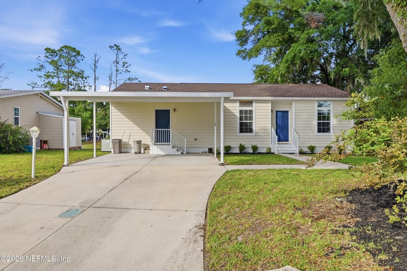 148 Lake Margo Dr, Satsuma, FL 32189