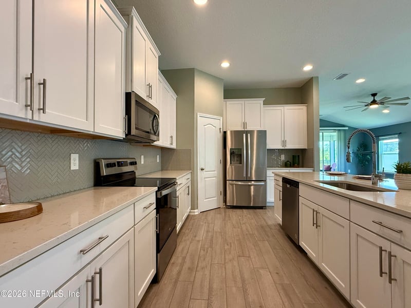 65849 Edgewater Dr, Yulee, FL 32097
