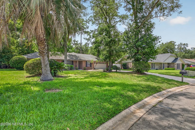 3158 Old Port Cir, Jacksonville, FL 32216