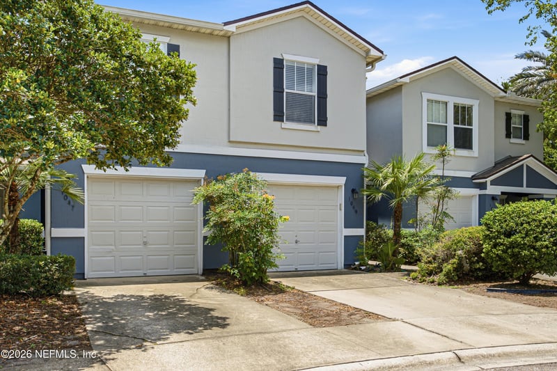 1049 Black Cherry Dr, St Johns, FL 32259