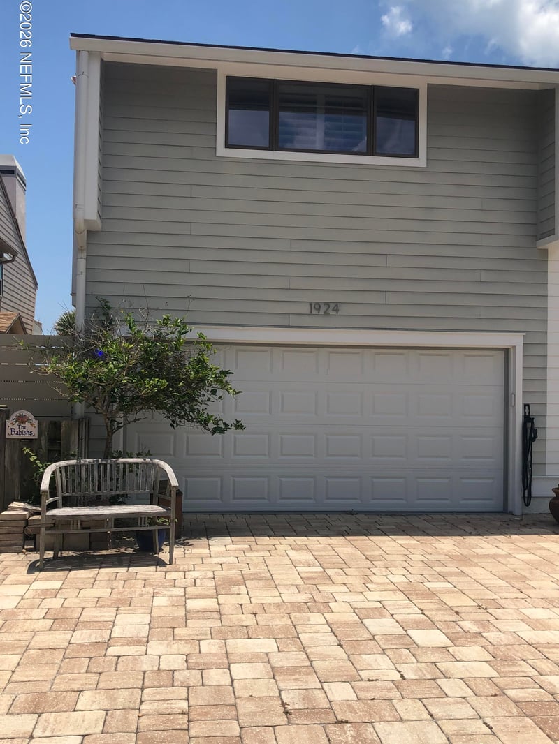 1924 Oceanfront , Neptune Beach, FL 32266