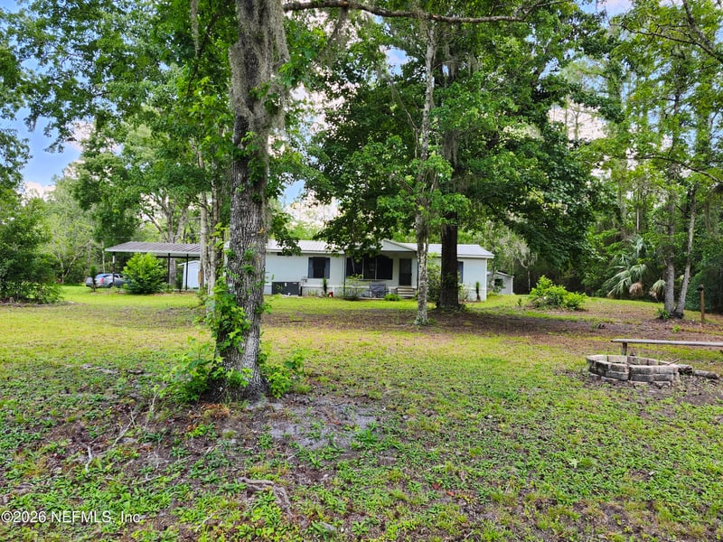 132 Palmetto Point Ln, San Mateo, FL 32187