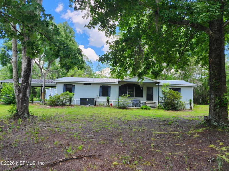 132 Palmetto Point Ln, San Mateo, FL 32187