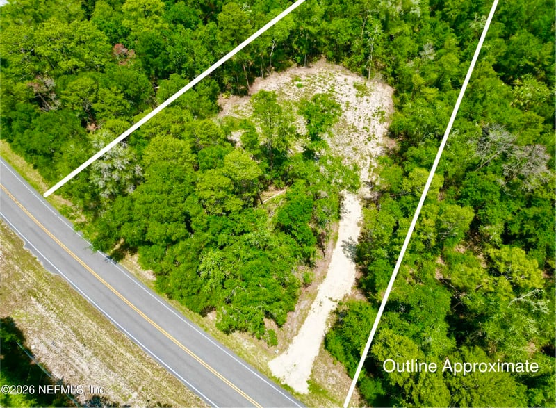 952 Co Rd 21, Hawthorne, FL 32640