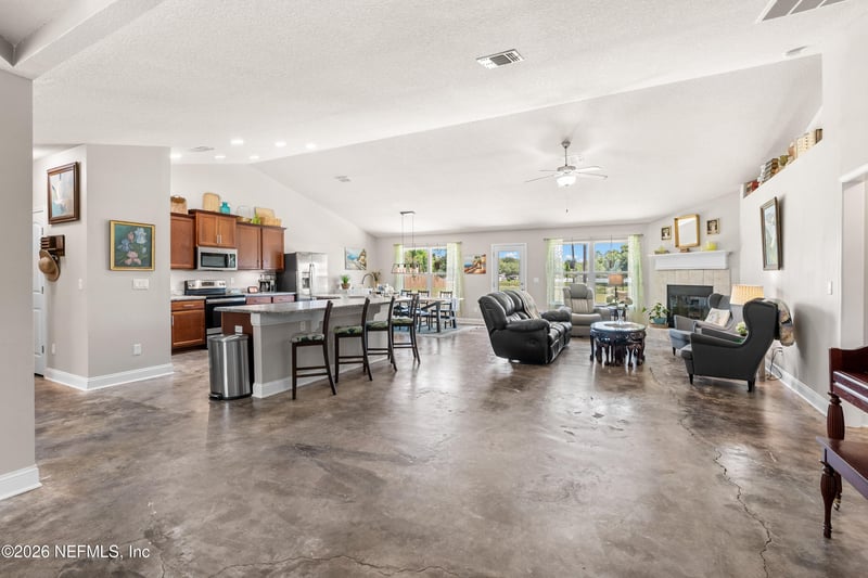 4415 Tall Pines Ln, Middleburg, FL 32068
