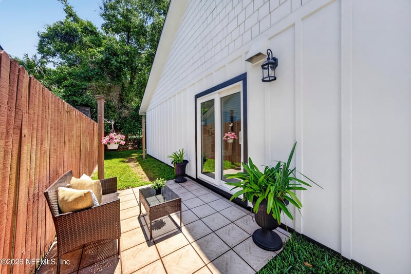 2179 Fairway Villas Ln, Atlantic Beach, FL 32233