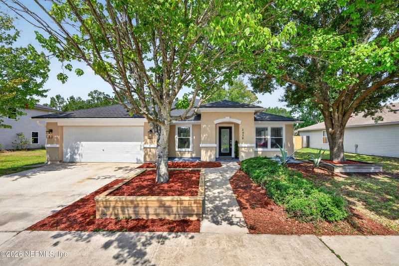 2438 Tyson Lake Dr, Jacksonville, FL 32221