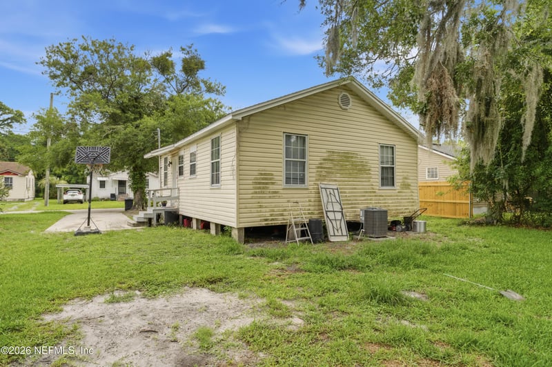 4815 Louisa Ter, Jacksonville, FL 32205