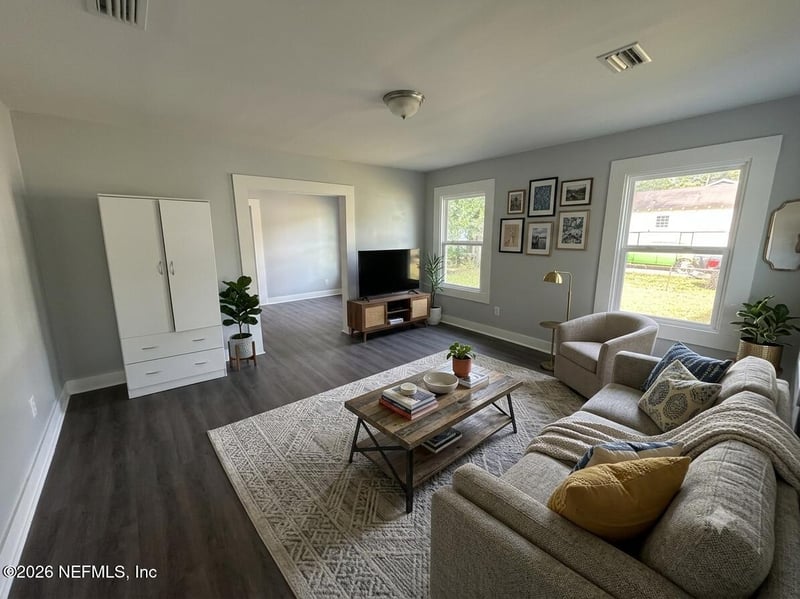 72 32 St, Jacksonville, FL 32206