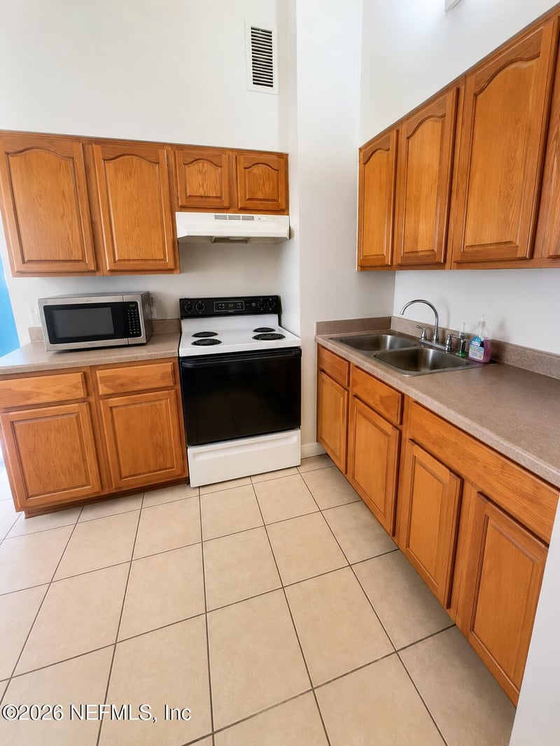 3502 Japonica Rd, Jacksonville, FL 32209