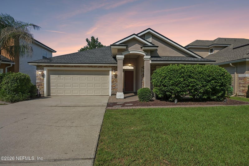 980 Steeplechase Ln, Orange Park, FL 32065