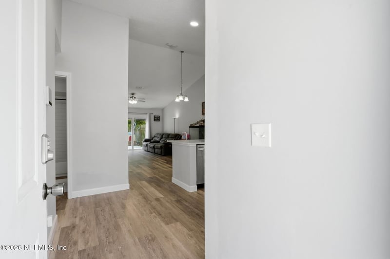 8049 Virgo St, Jacksonville, FL 32216