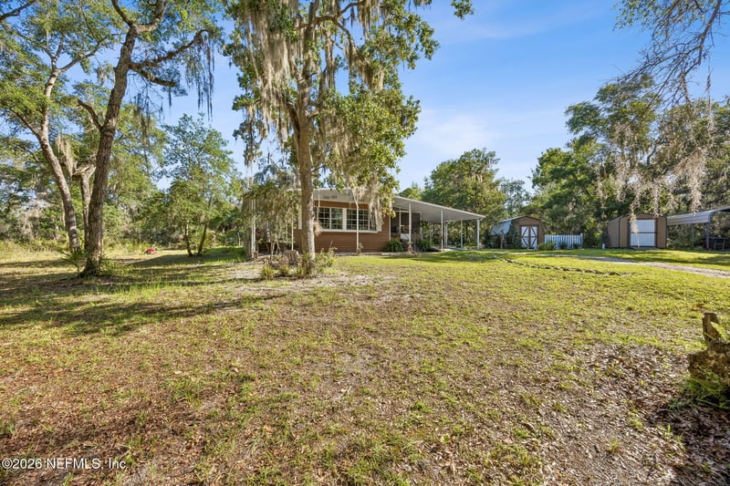 110 Plumosa Dr, Georgetown, FL 32139