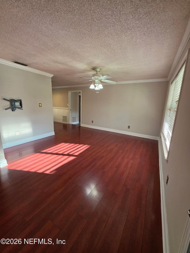 130 Roberts Blvd, Satsuma, FL 32189