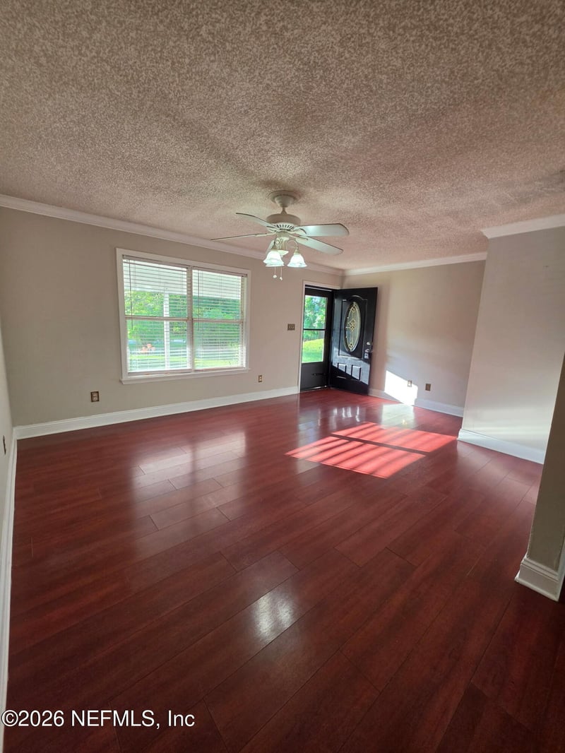 130 Roberts Blvd, Satsuma, FL 32189