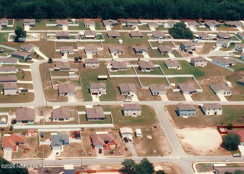 201 Village Dr, Welaka, FL 32193