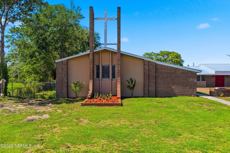 8075 Lone Star Rd, Jacksonville, FL 32211