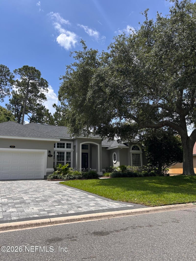 917 Oxford Dr, St Augustine, FL 32084