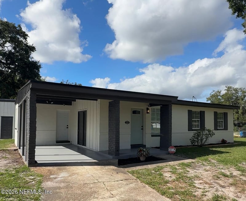 1120 De Paul Dr, Jacksonville, FL 32218