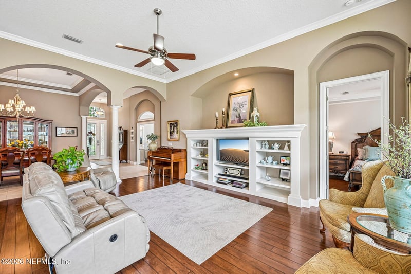 325 Island Green Dr, St Augustine, FL 32092
