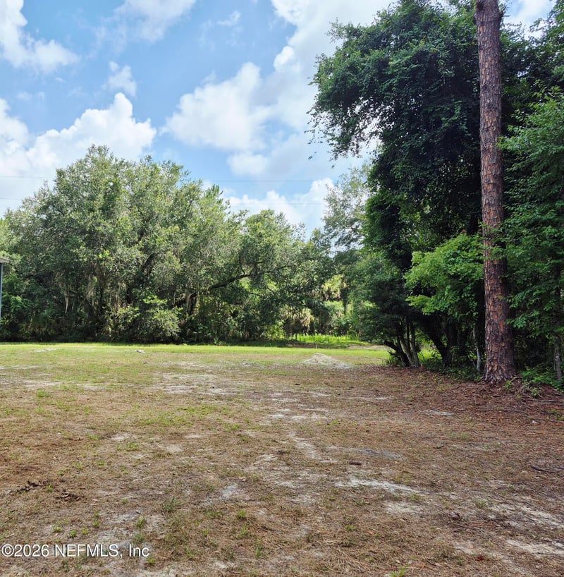 917 Paradise Blvd, Georgetown, FL 32139