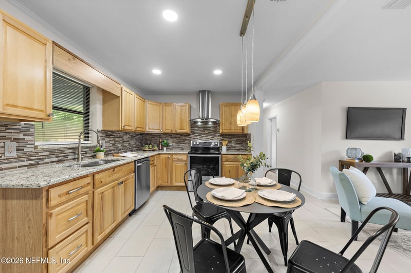 9744 Tiffany Ave, Jacksonville, FL 32246