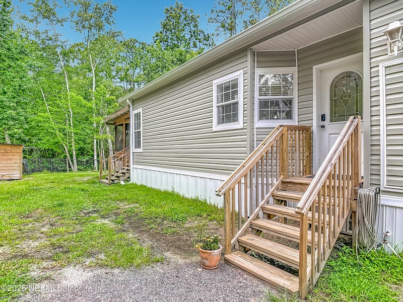 137 Kerry Dr, Satsuma, FL 32189
