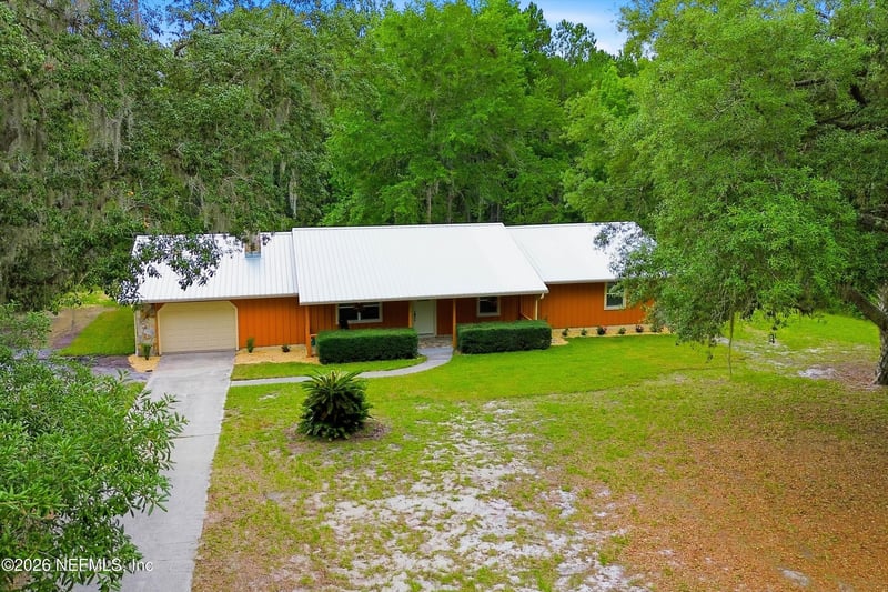 130 Wippletree Ct, Palatka, FL 32177