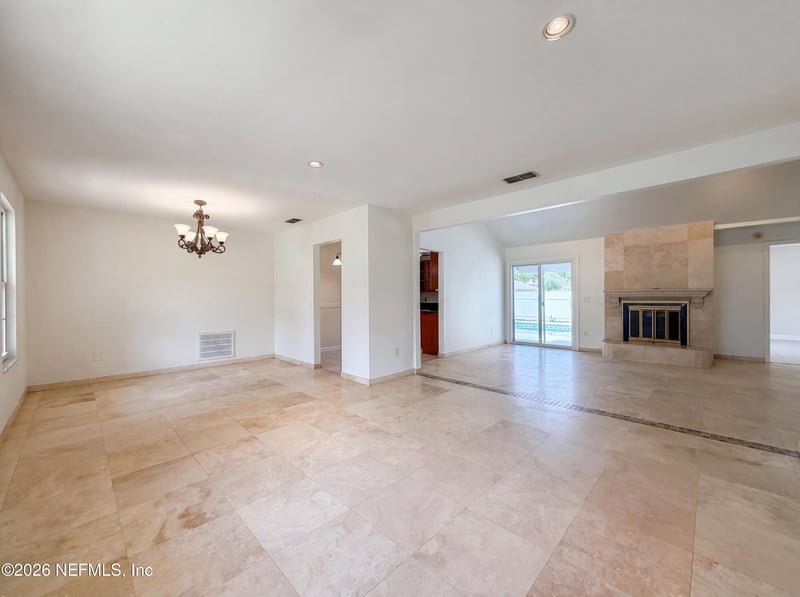 10720 Knottingby Dr, Jacksonville, FL 32257