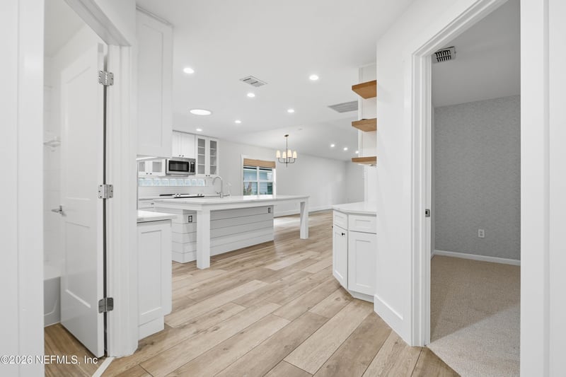 4054 Palm Way, Jacksonville Beach, FL 32250