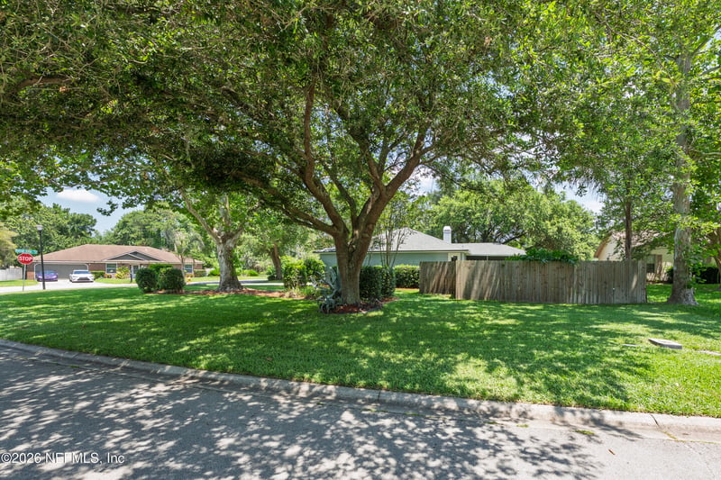 1231 Raleigh Ridge Dr, Jacksonville, FL 32225
