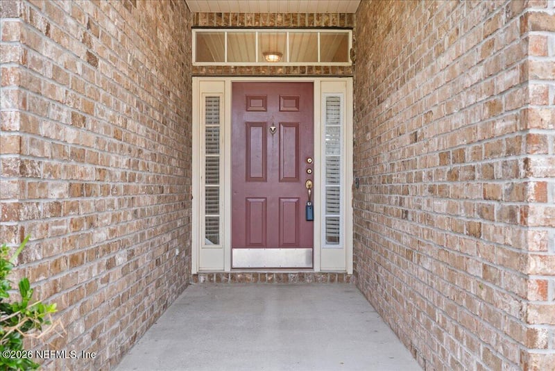 945 Raindrop Ln, Middleburg, FL 32068