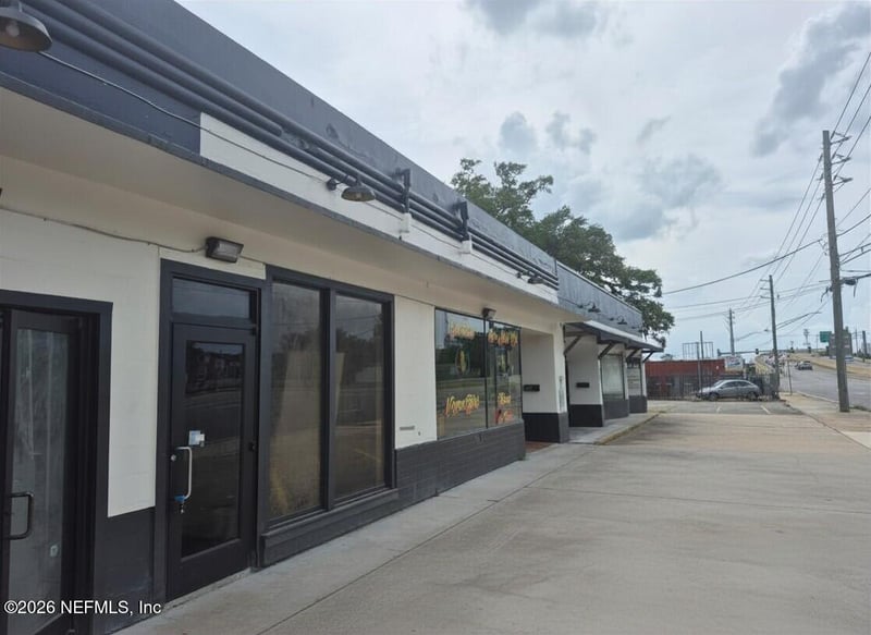 2266 Atlantic Blvd, Jacksonville, FL 32207
